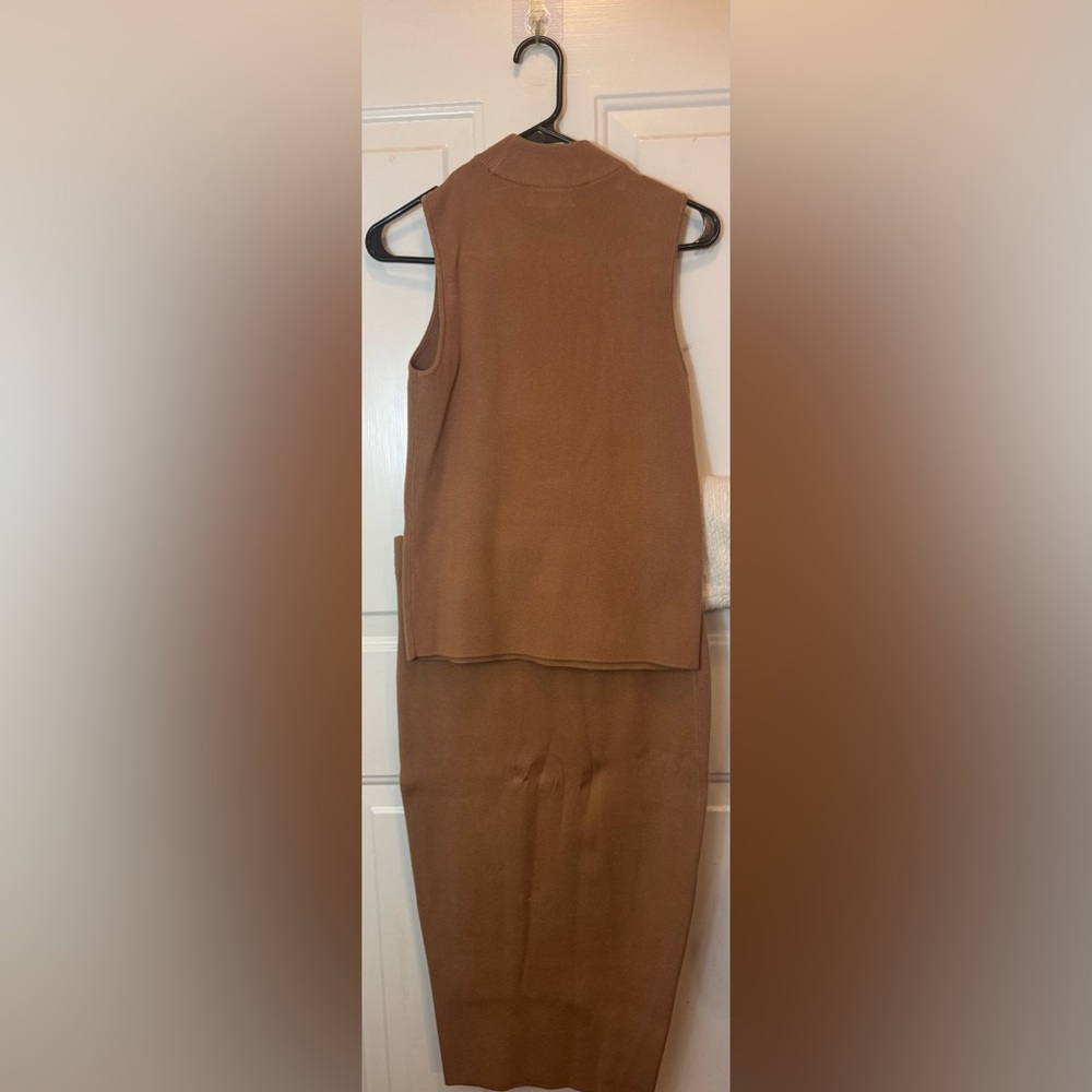 Sophisticated Tan Women's Skirt Set
